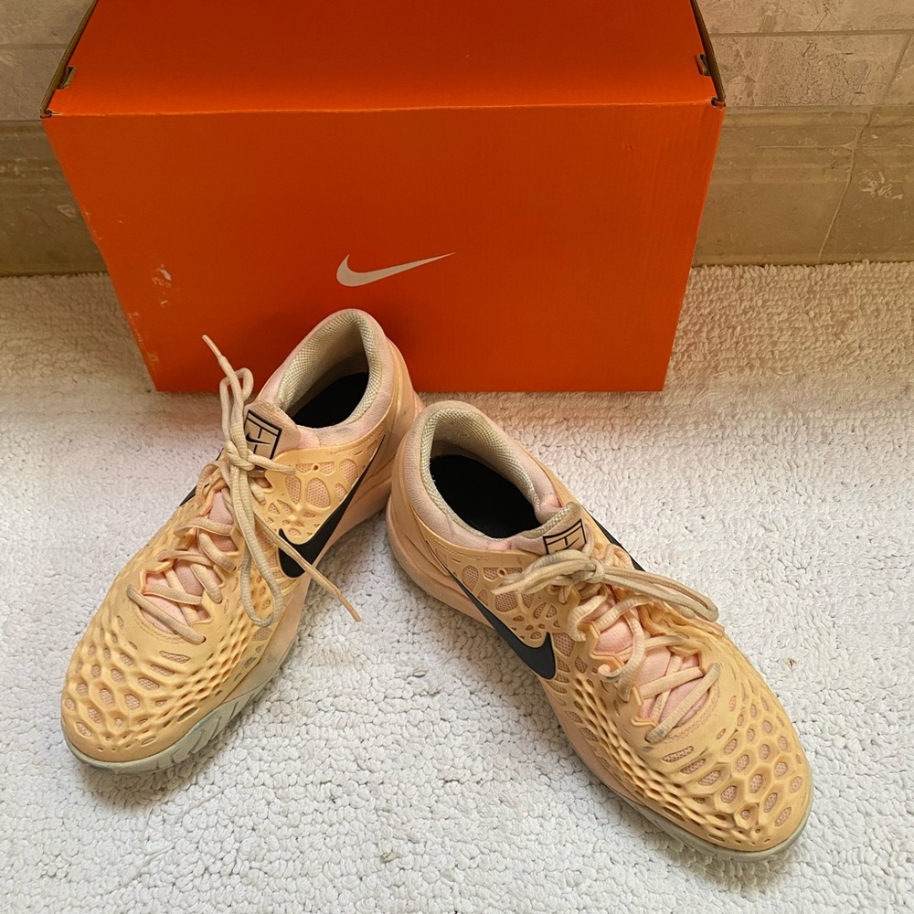 Nike Zoom Cage Peach Court Shoes